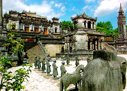 vietnam-destination-hue-Khai-Dinh-Tomb