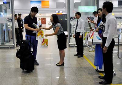 Da Nang airport_japaness tourist